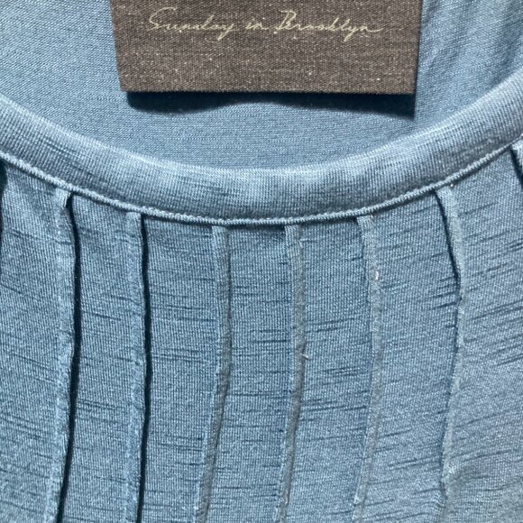 Knit Tank Top - Picture 6 of 7